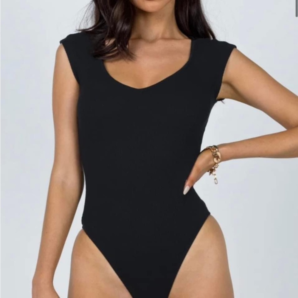 Princess polly black bodysuit 🖤